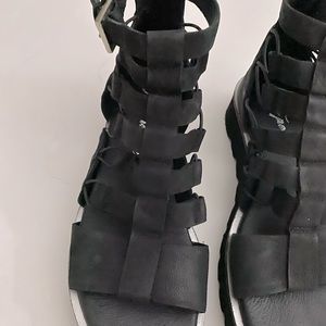 Free people Sunrise Platform Sandals. Size 7